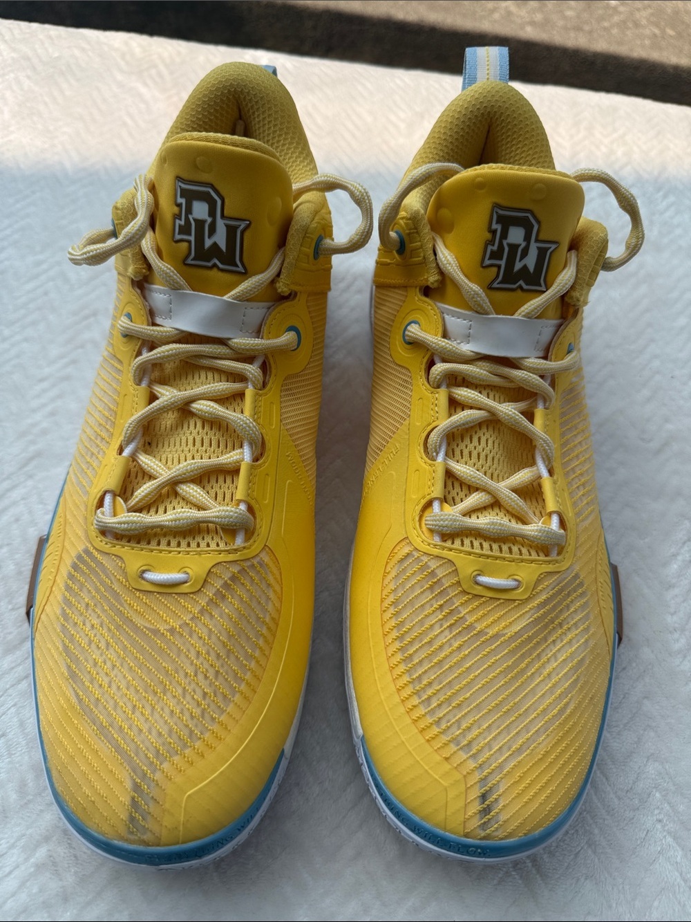 Li-Ning Wade Shadow 6 v2 Lime Men's
ABPV021-16. Sz 10.5 Basketball.